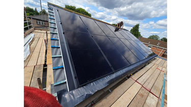 14kW GSE In roof | 500W AIKO | Givenergy HV 20.4kWh batteries | NG8 5HA